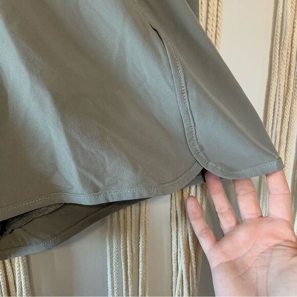 WRANGLER Women’s ATG Trail Runner Shorts Size 16 - Picture 3 of 10